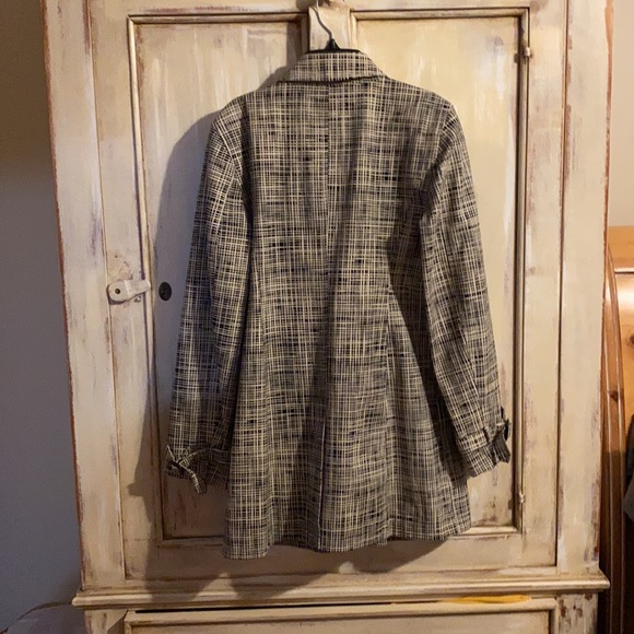 Ann Taylor Loft jacket - Picture 2 of 6